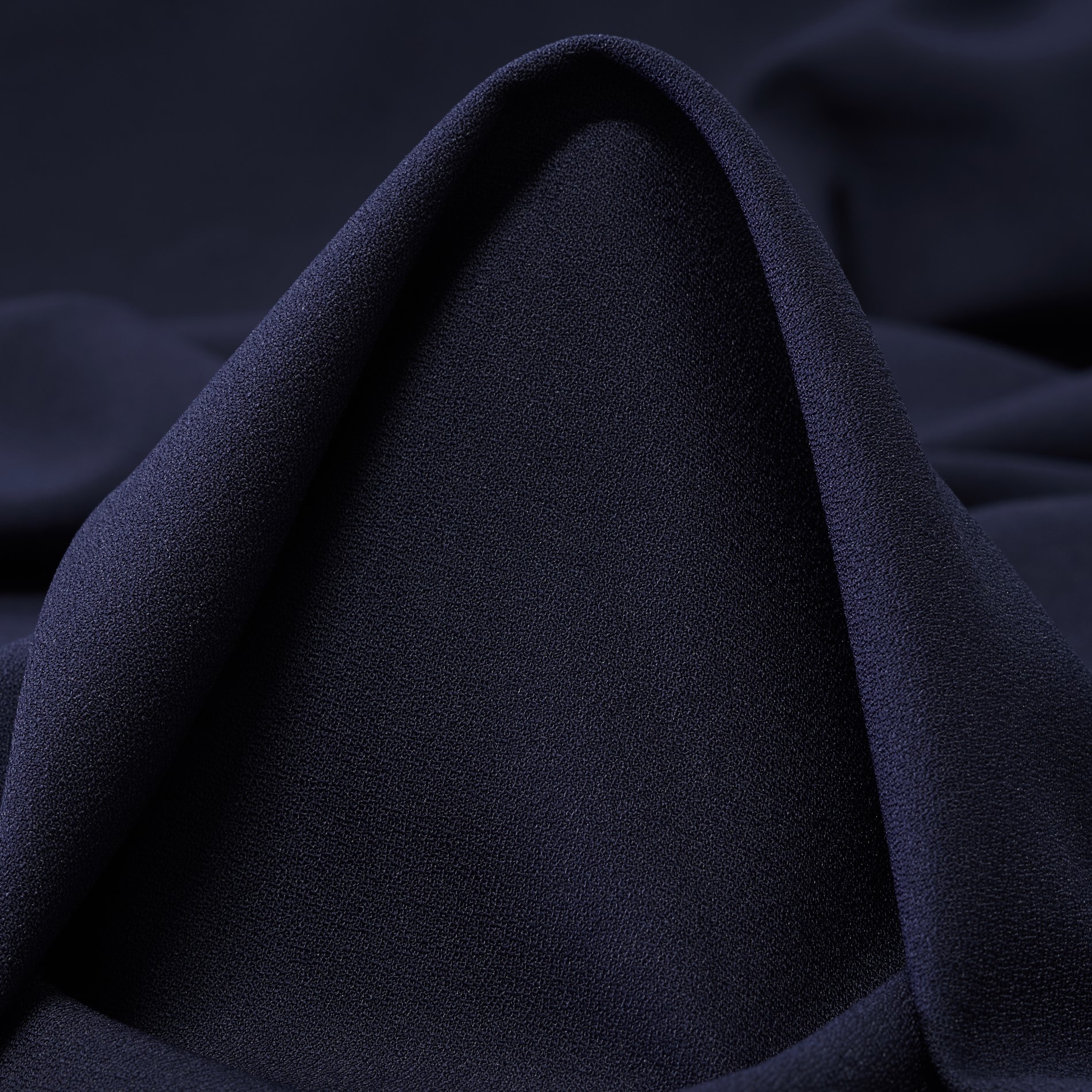 CRÊPE, ELASTIC, PARISIAN NIGHT