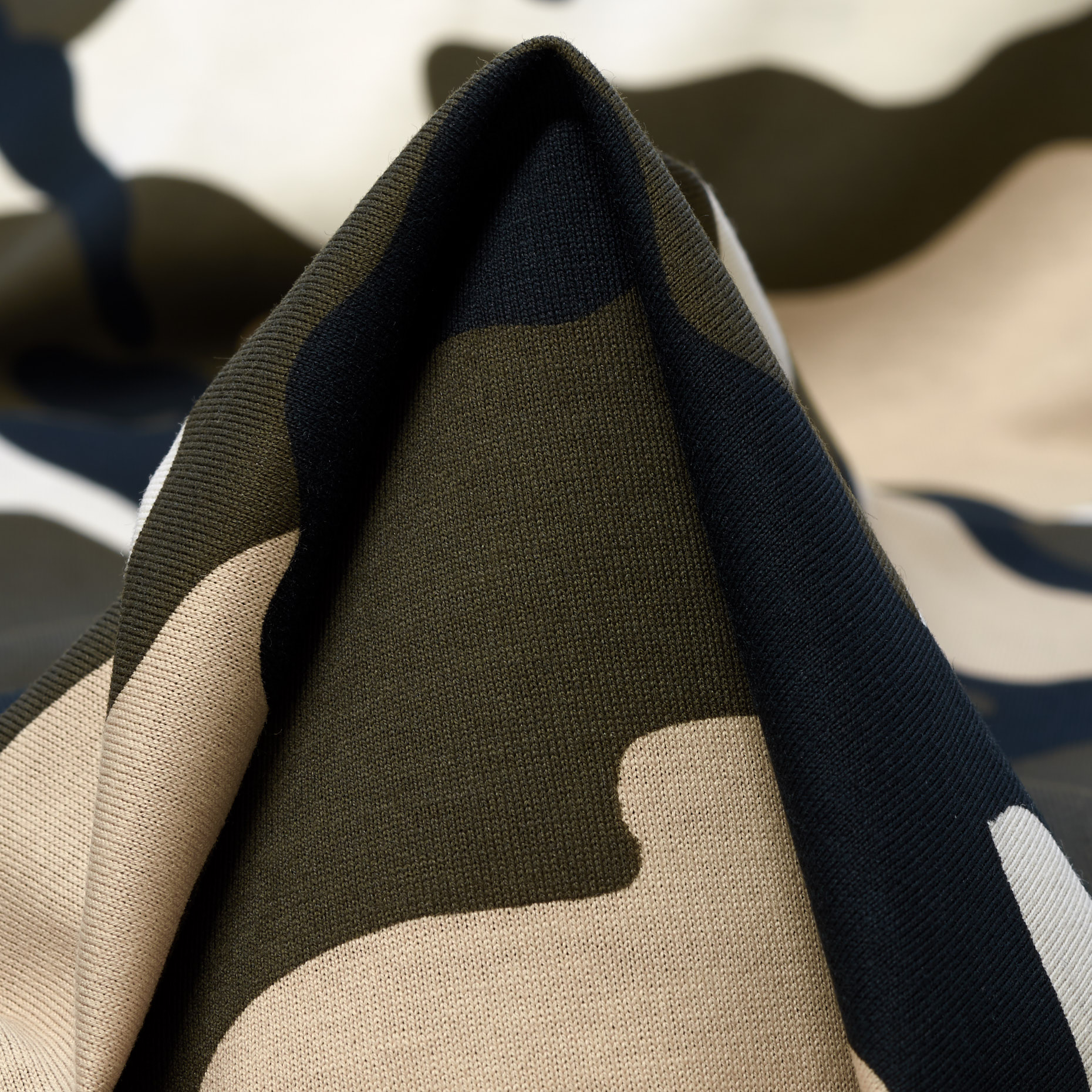 SINGLE JERSEY, COTTON, CAMOUFLAGE, ALMOND&SNOW WHITE (F000036782)
