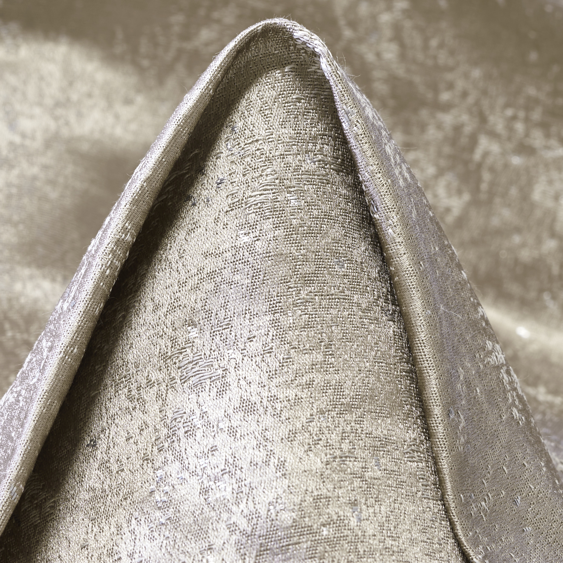 Discover New Linen Fabrics for creative projects