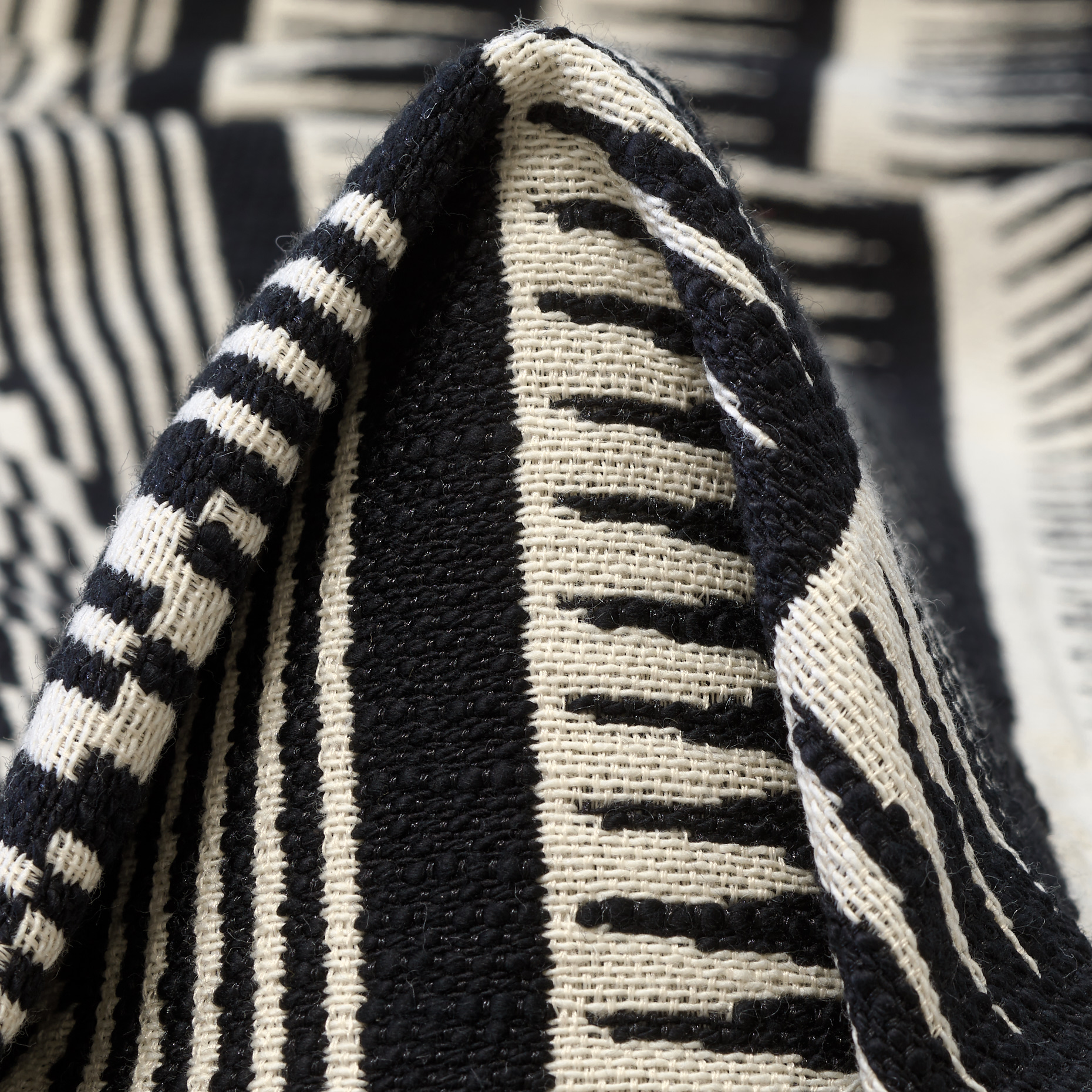 JACQUARD, COTTON, GEOMETRIC DESIGN, VANILLA ICE&RAVEN BLACK