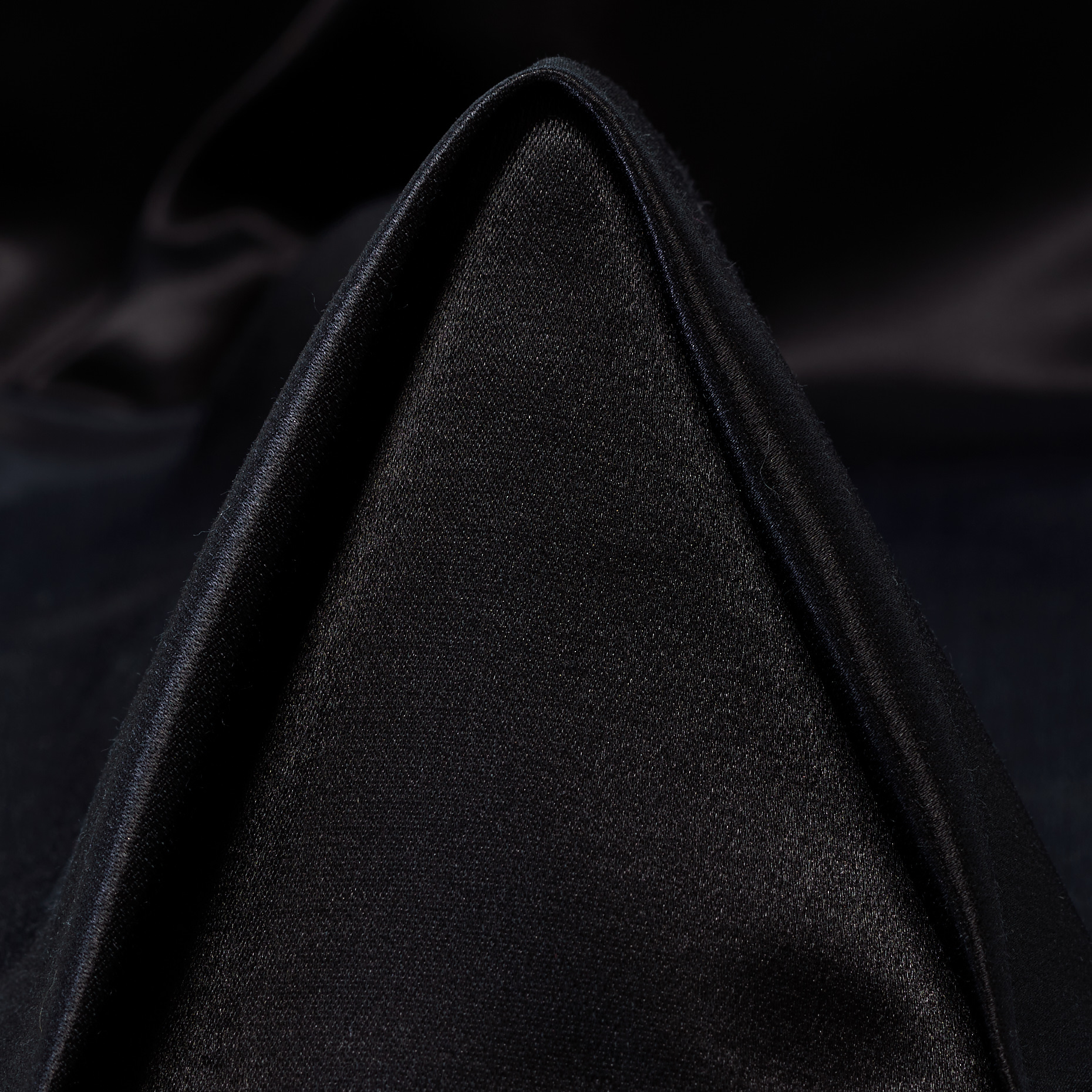 Duchesse, Baumwolle, Seide, Raven Black