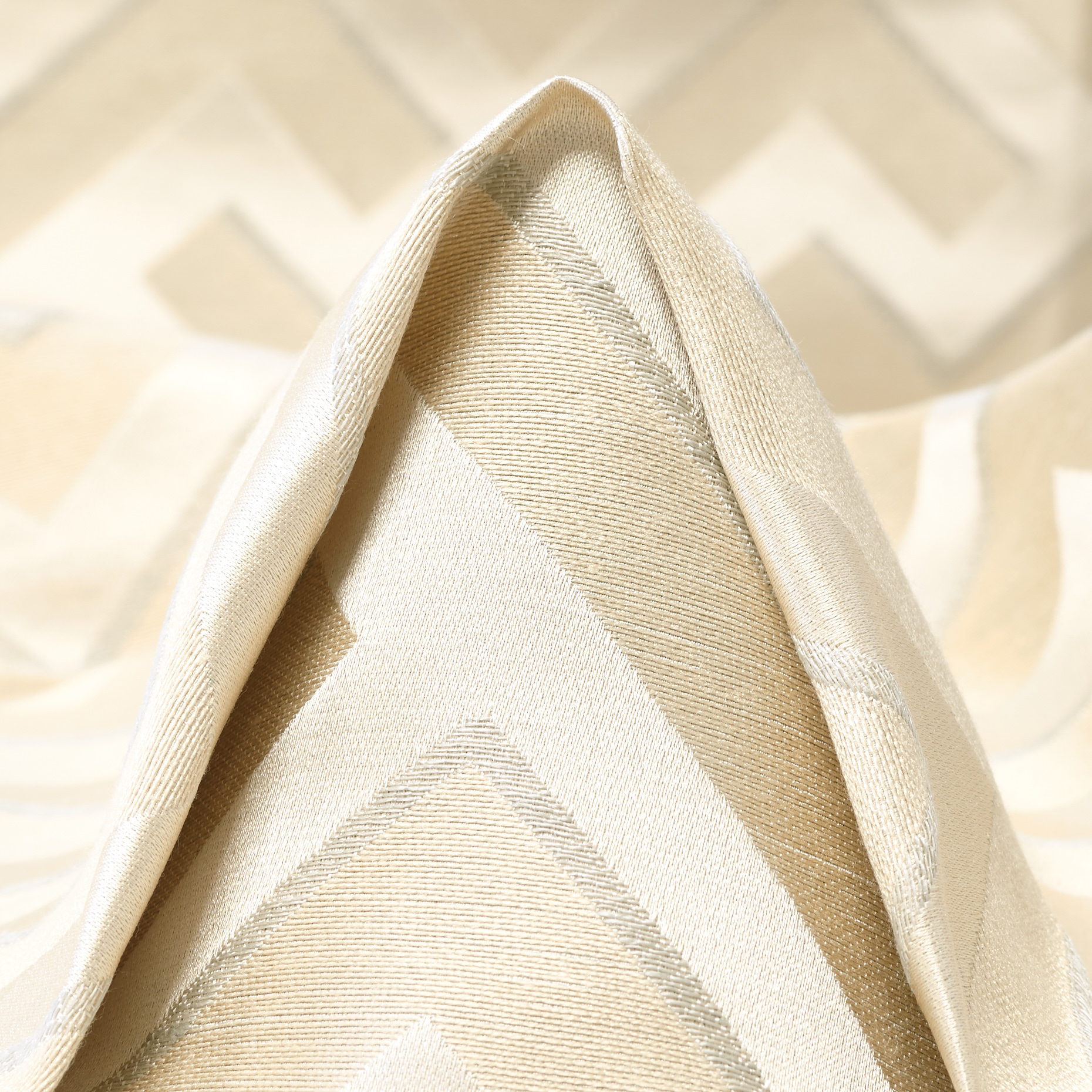 JACQUARD, VISCOSE BLEND, SILK BLEND, ANTIQUE WHITE&CRÈME BRULÉE (F000053693)