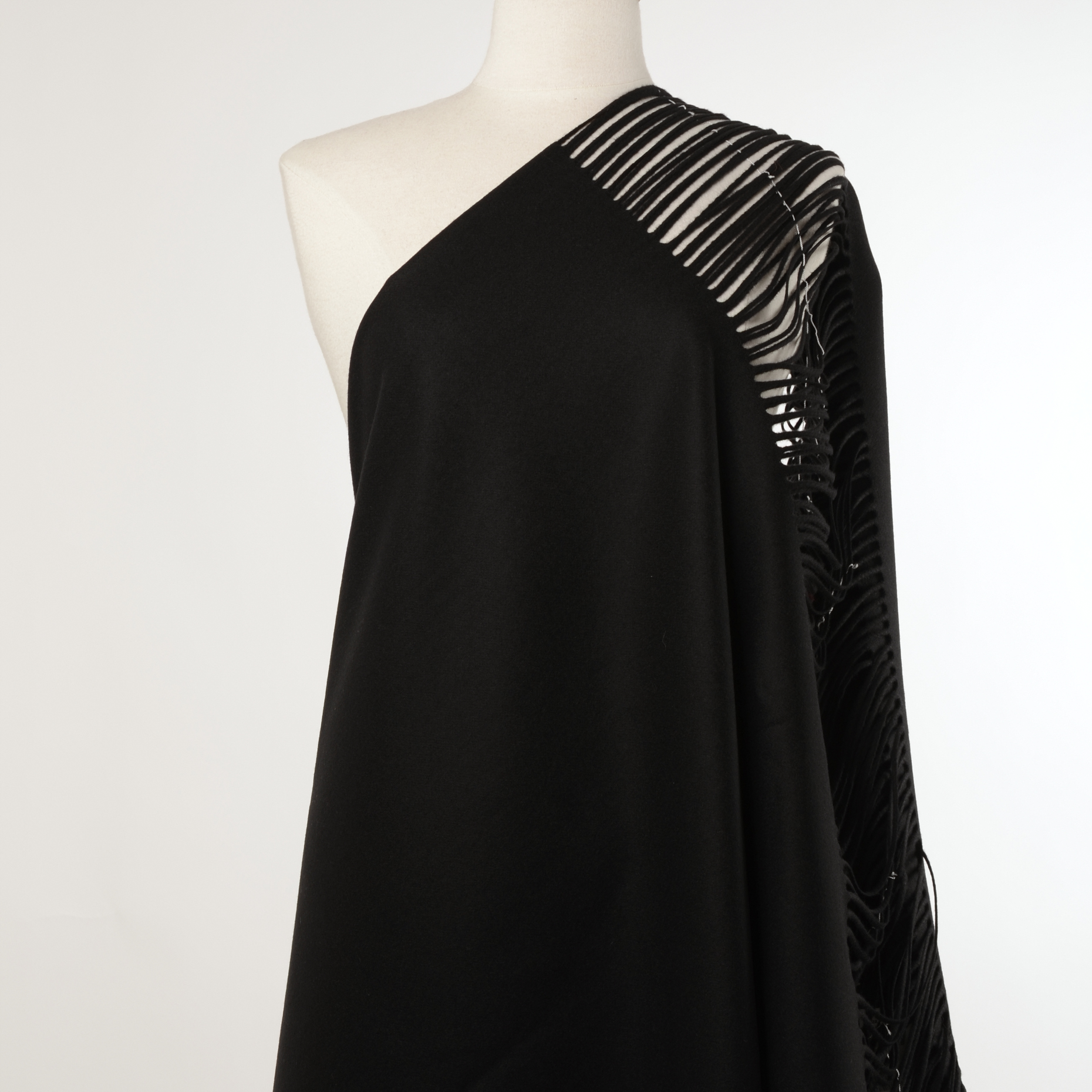 Lana Vergine, Jet Black