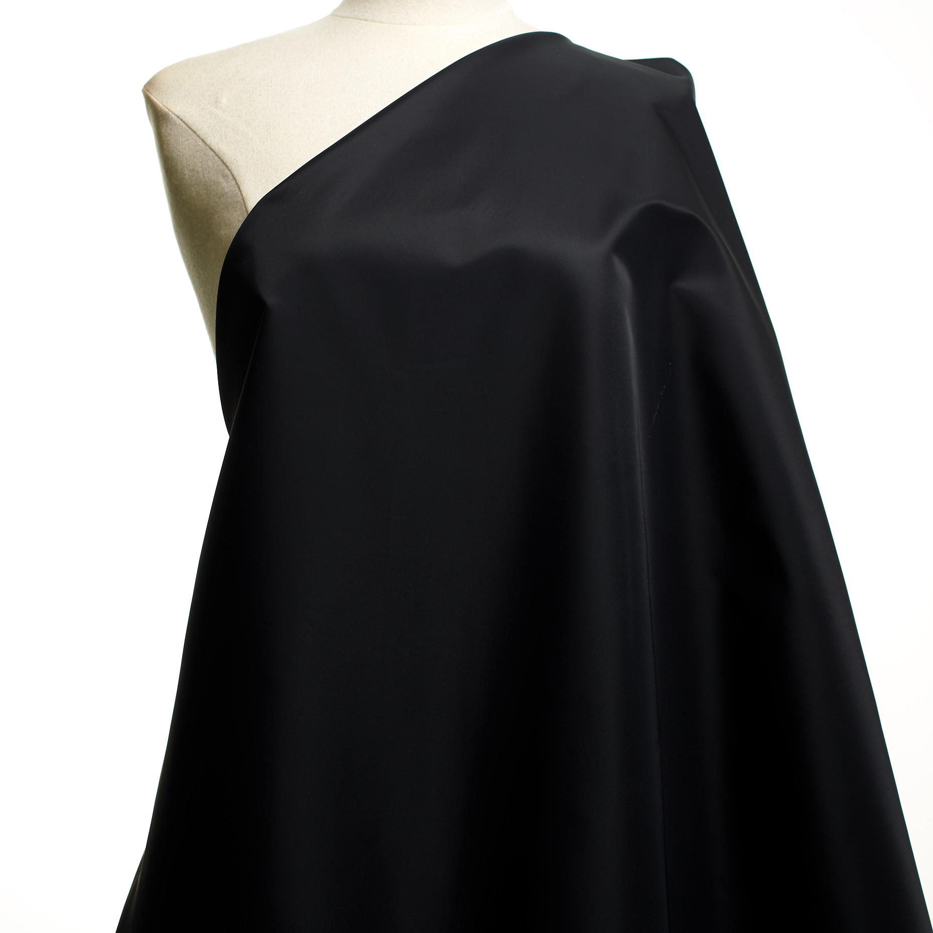 Outdoor, Raven Black