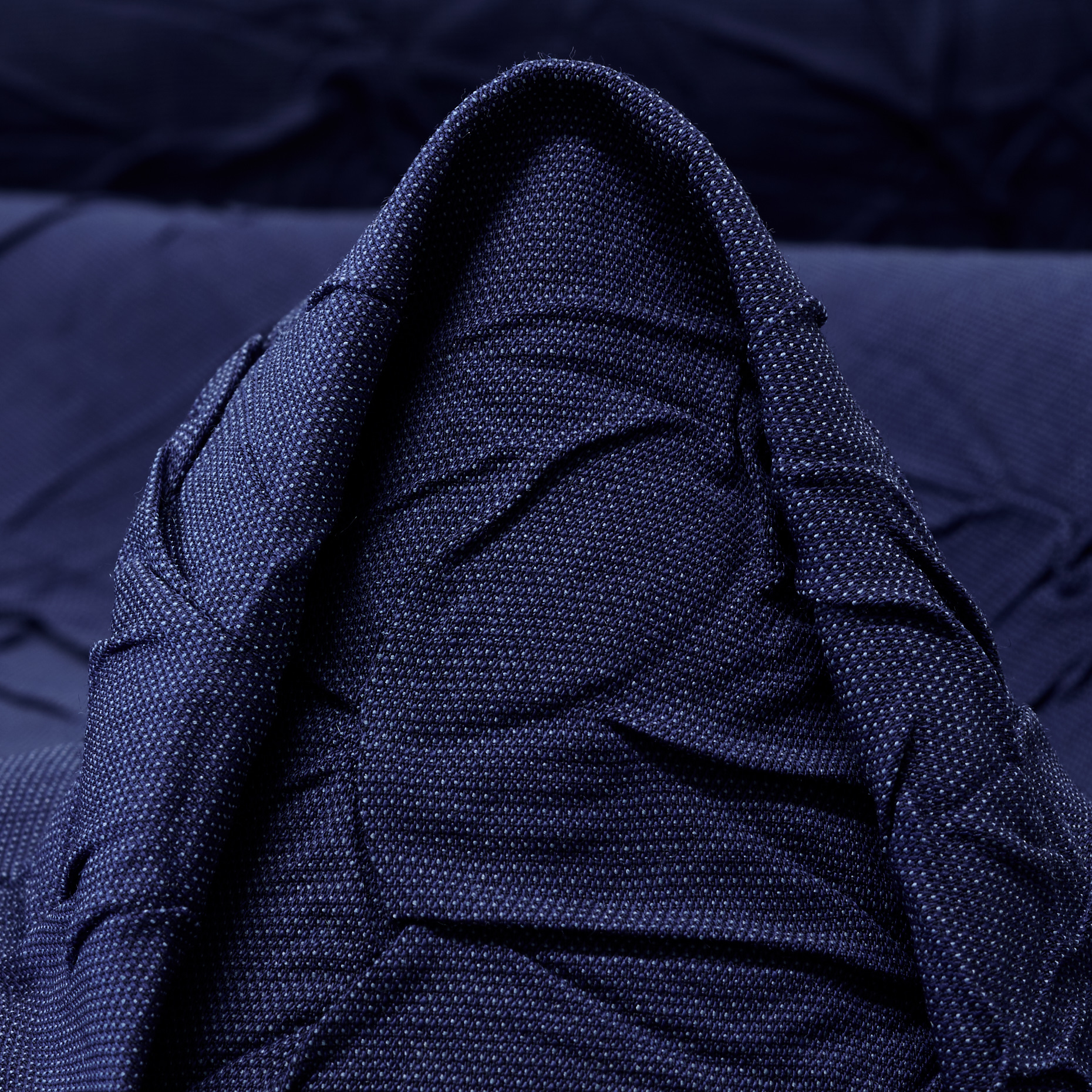 Crash, Lana Vergine, Micro Design, True Blue (T0000882)
