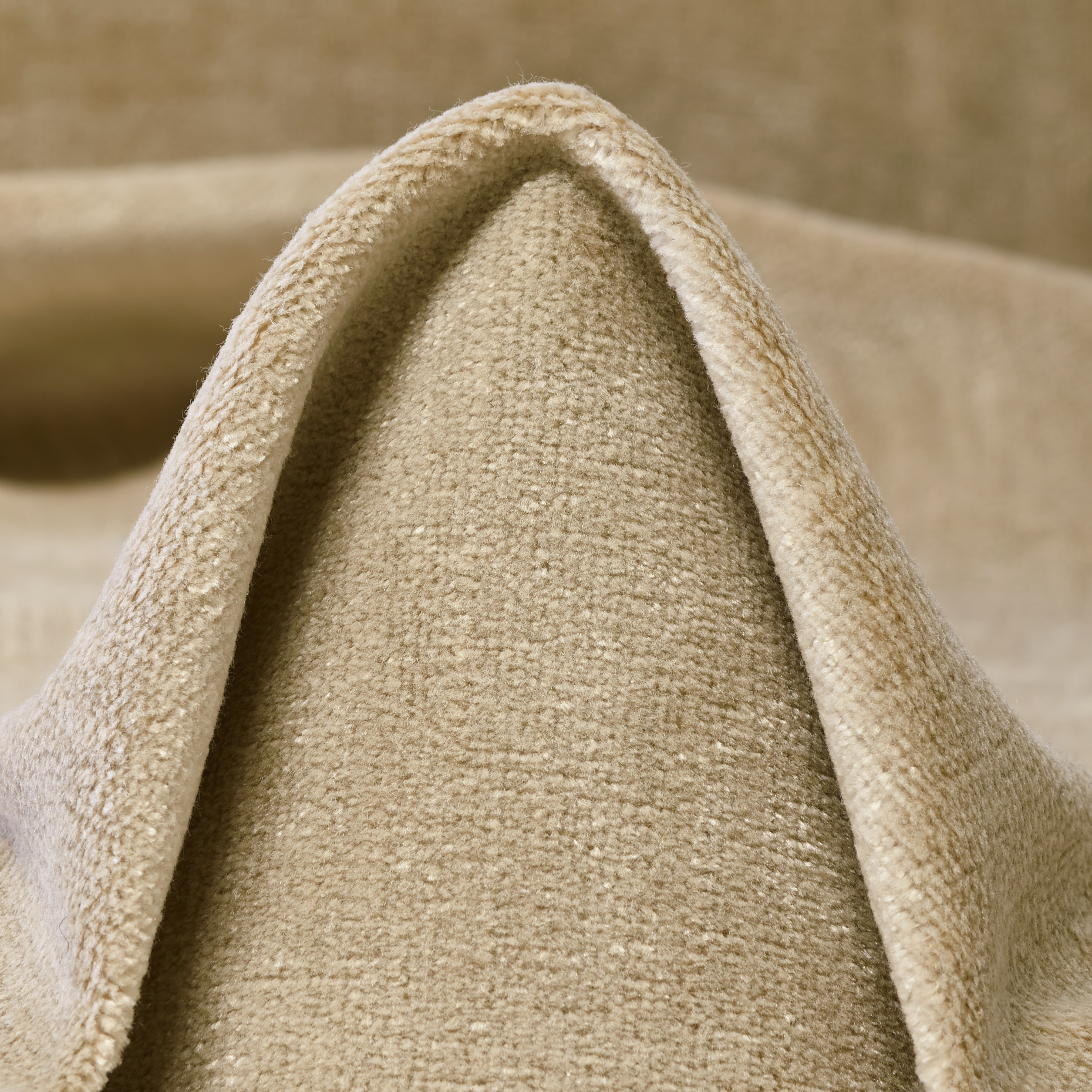 CHENILLE, COTTON, VISCOSE, BROWN RICE (F000053666)
