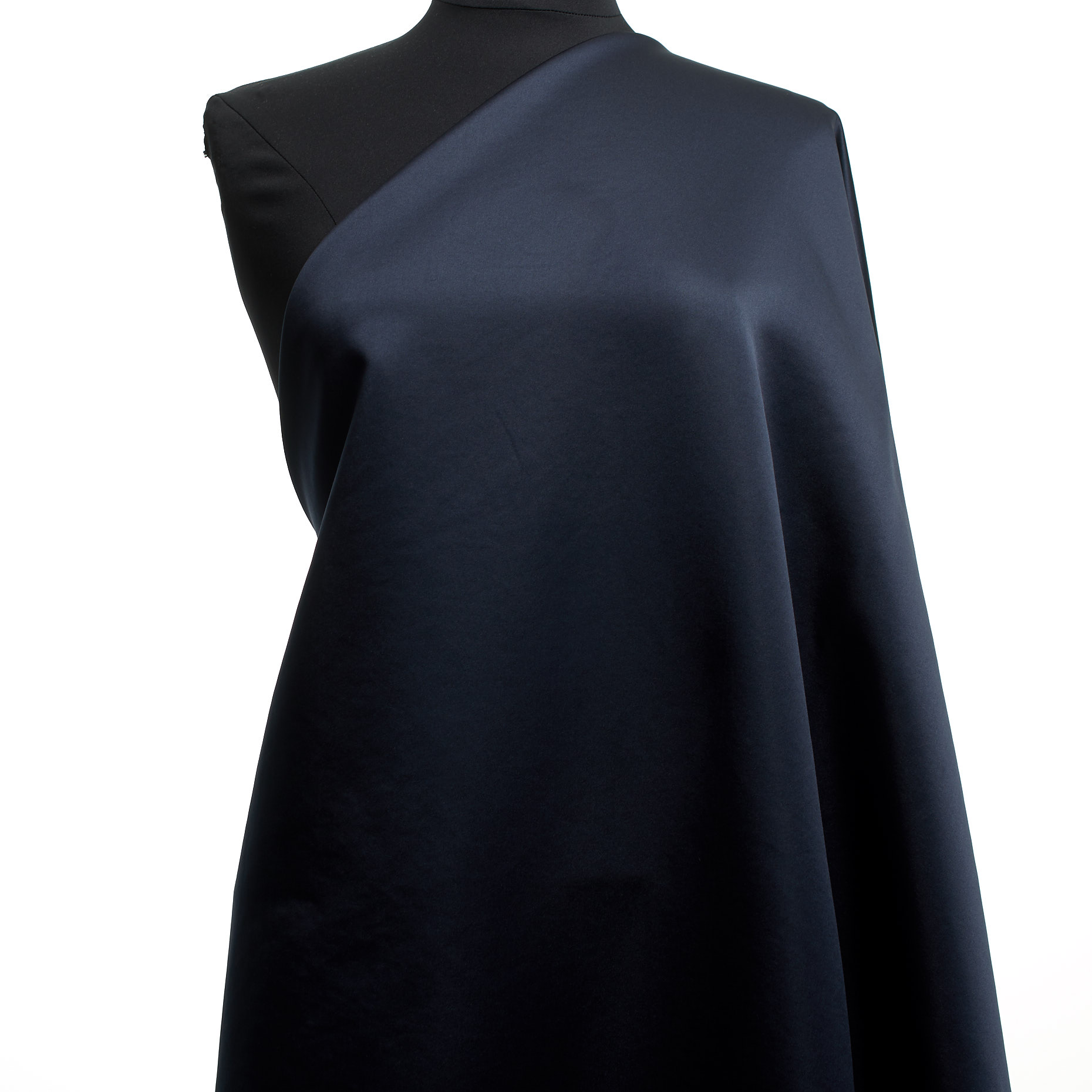 Satin, Parisian Night