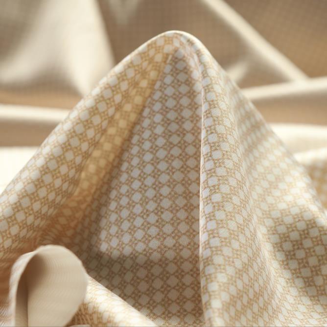 SATIN, PRINTED, ELASTIC, SAHARA SUN&BRILLIANT WHITE