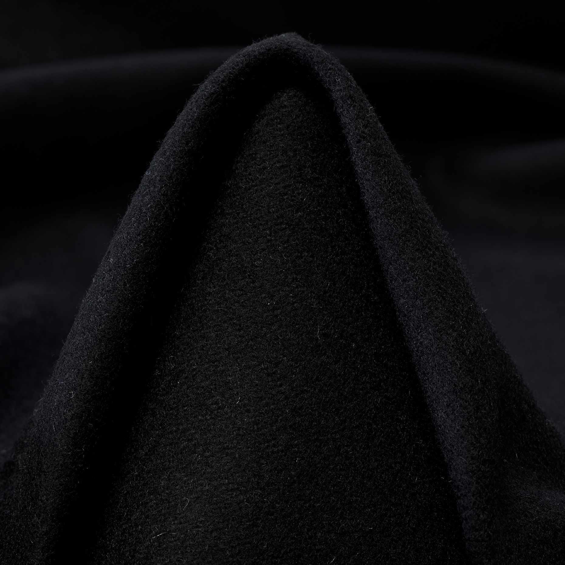 Resca, Lana, Tono su Tono, Jet Black