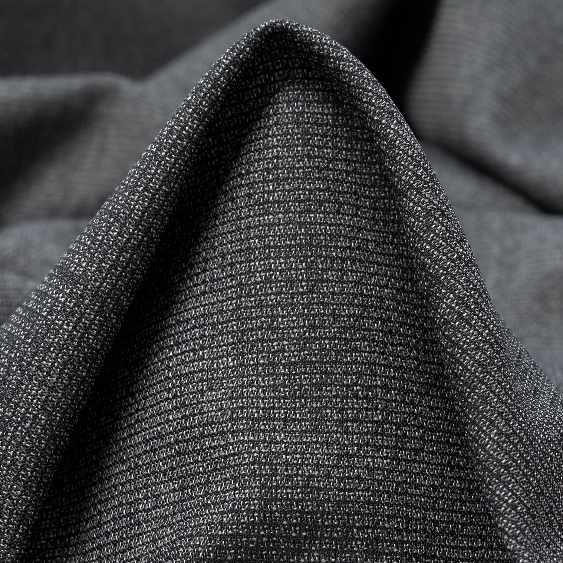 Cool Wool, Micro Design, Ebony