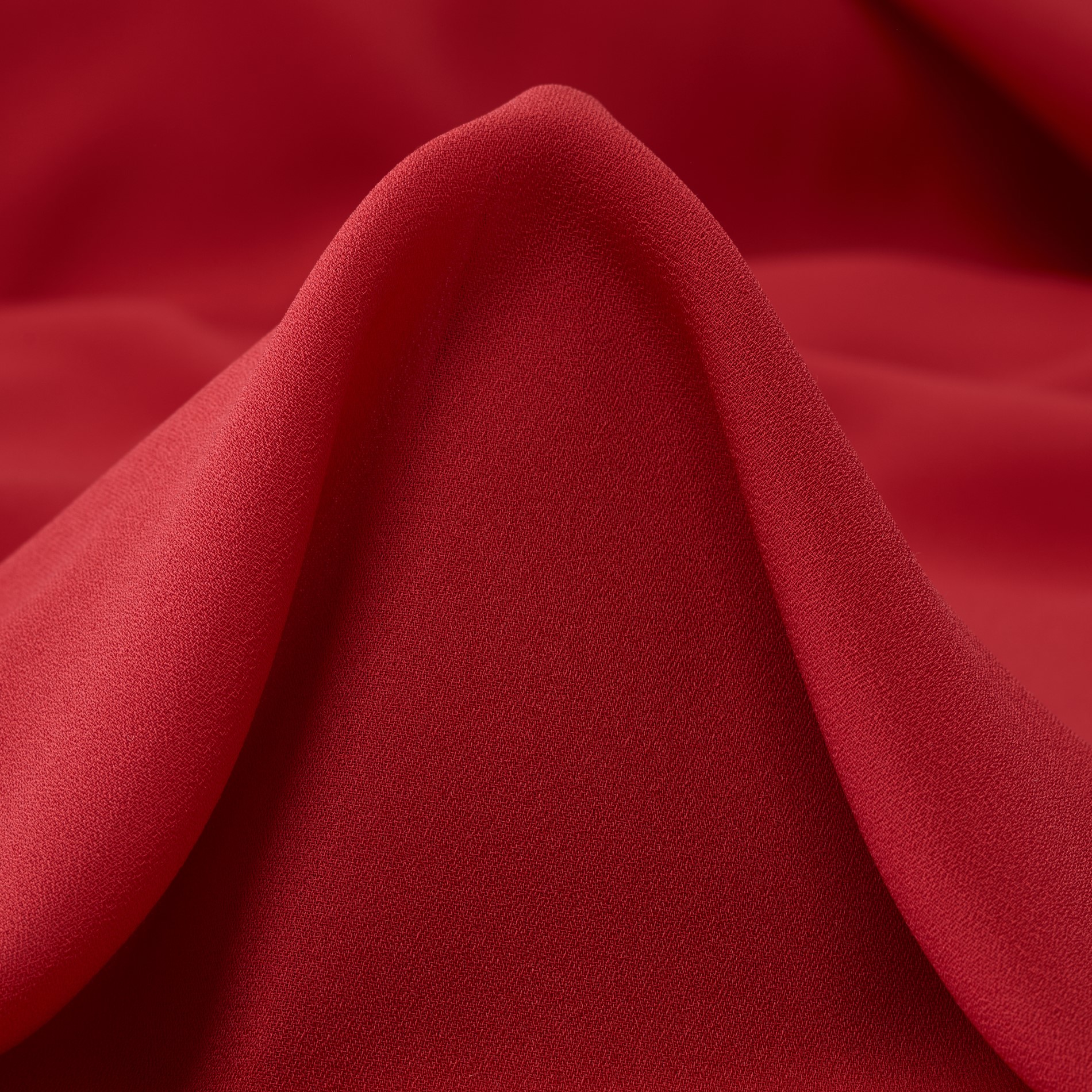 CRÊPE DE CHINE, RACING RED