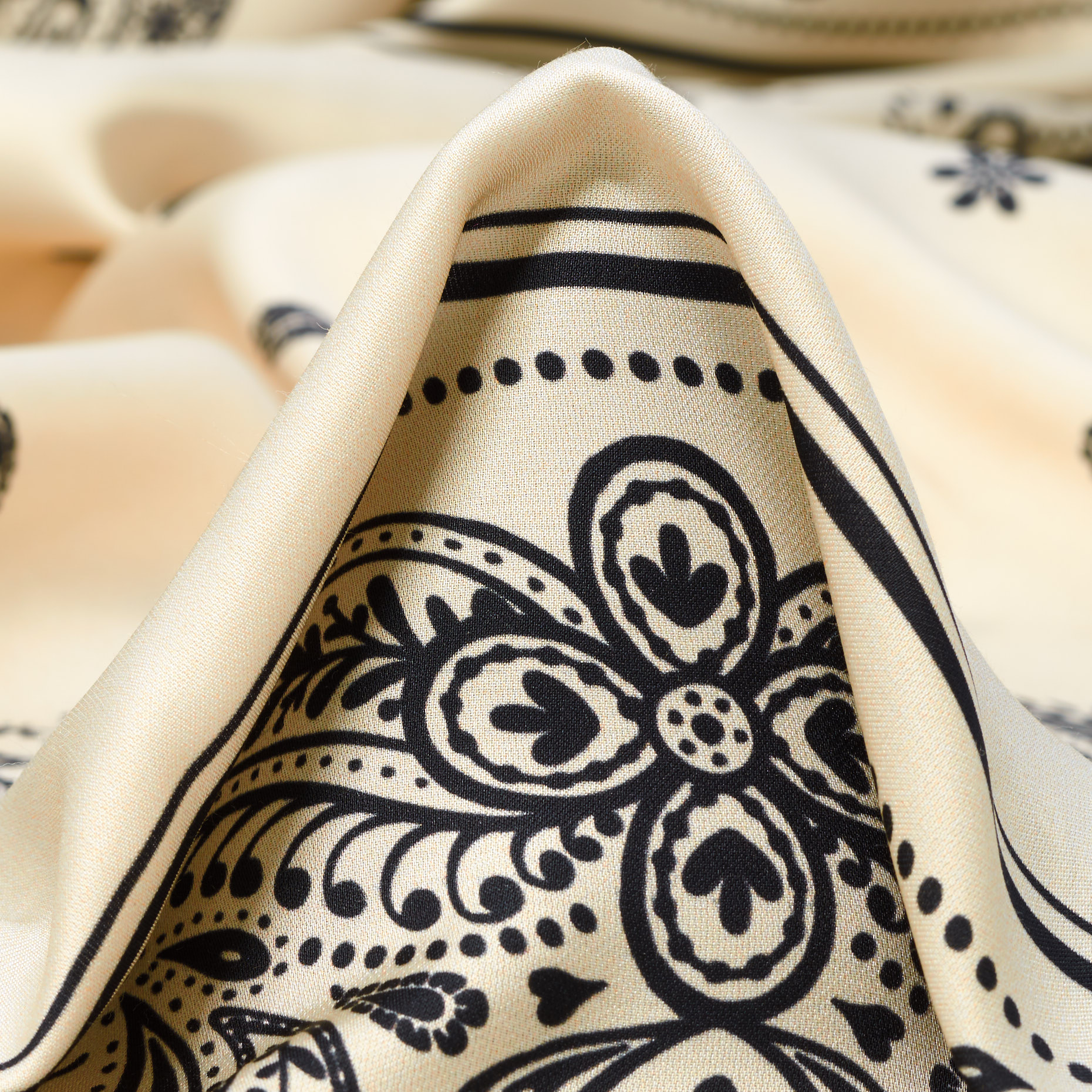Satin, Viscose , Imprimé, Ivory