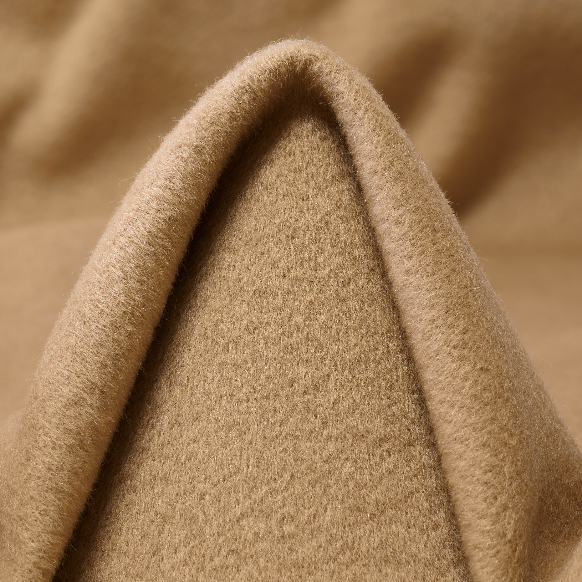 Velour , Lana, Tan (C0003721)