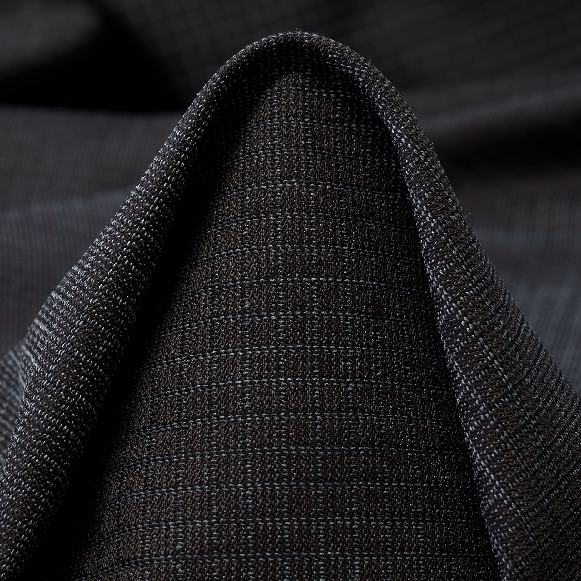 Cool Wool, Virgin Wool, Micro Design, Black Bean