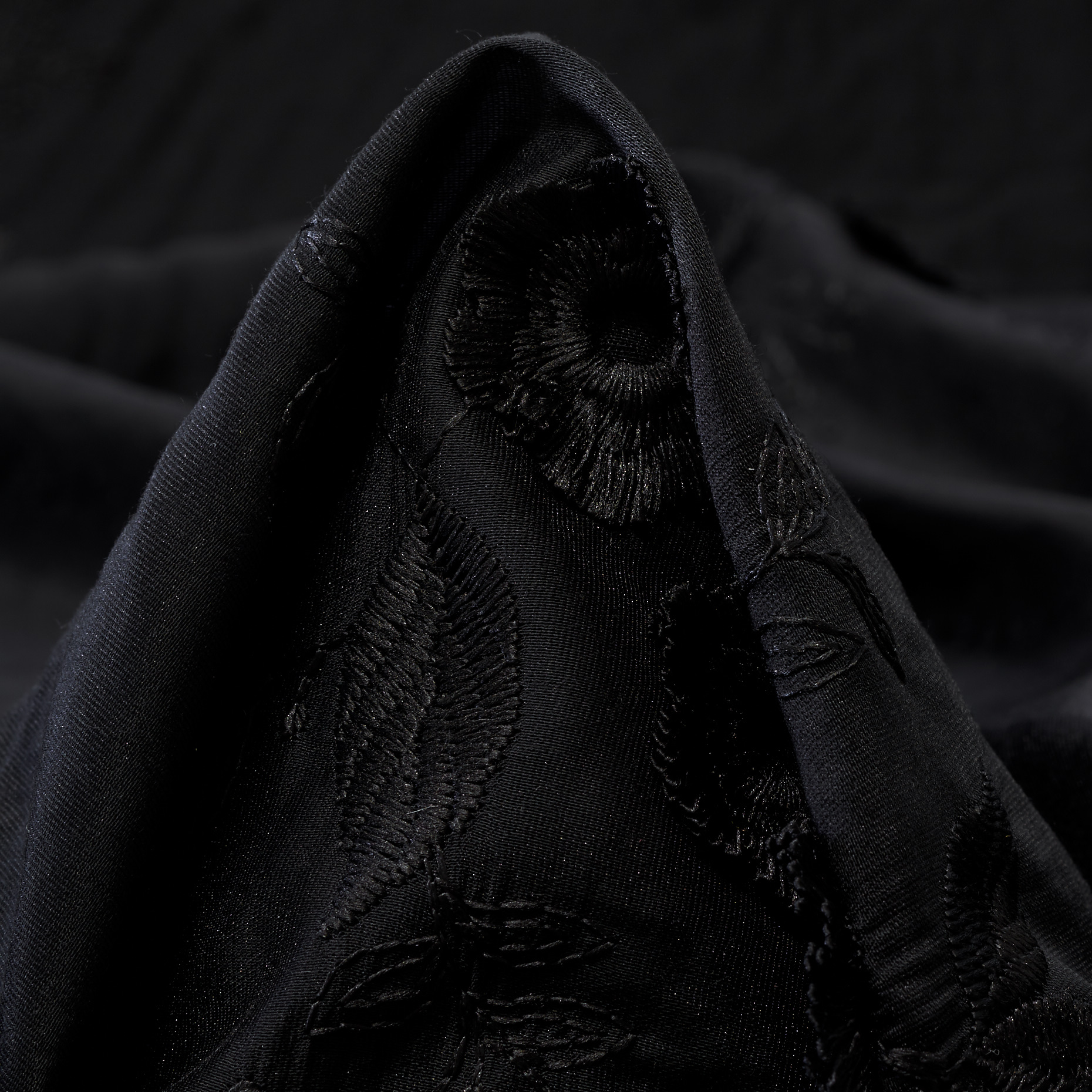 Batyst, Lyocell, Haftowane, Raven Black