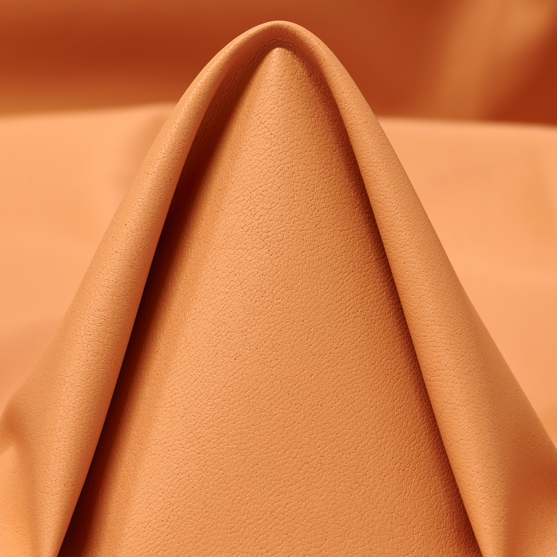 Finta Pelle, Peach