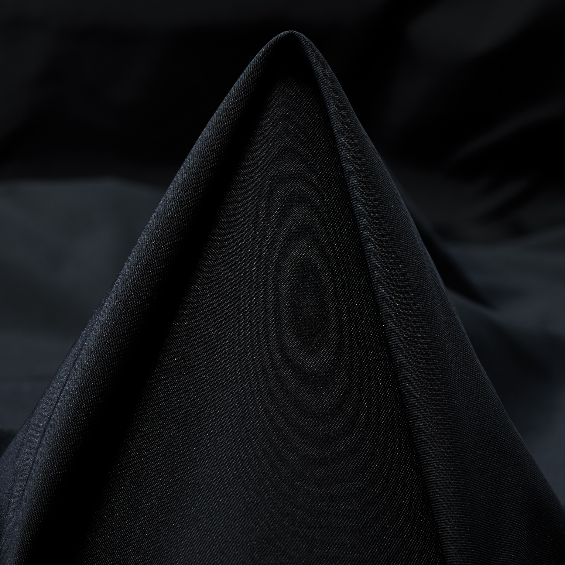 Sarga, Raven Black (F000051588)
