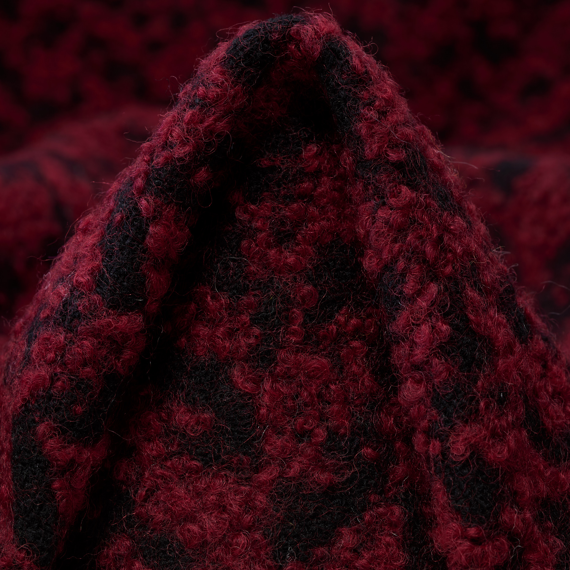 Jacquard, Wool, Raven Black&Merlot