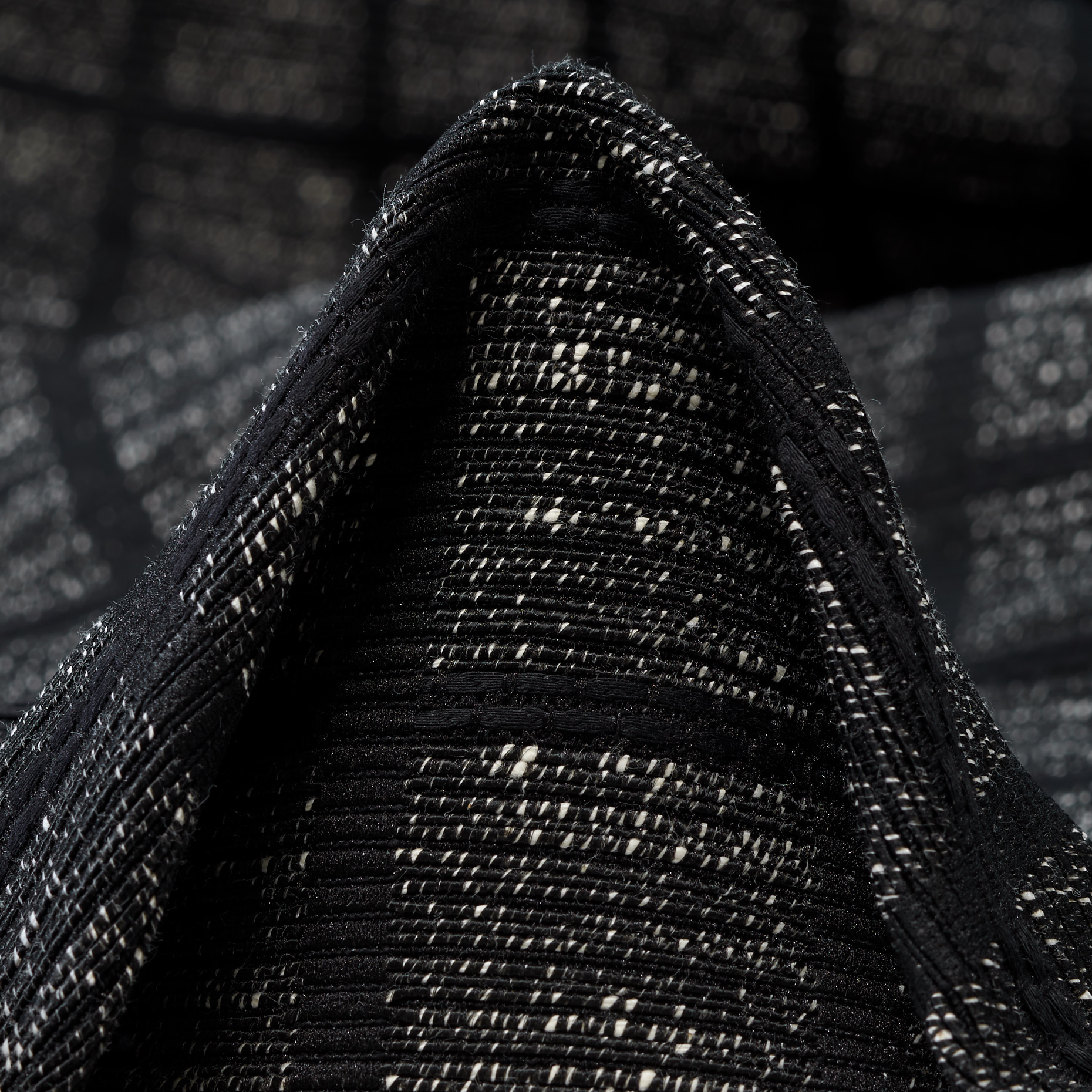 Jacquard, Cotone Viscosa, Quadro, Ivory&Raven Black