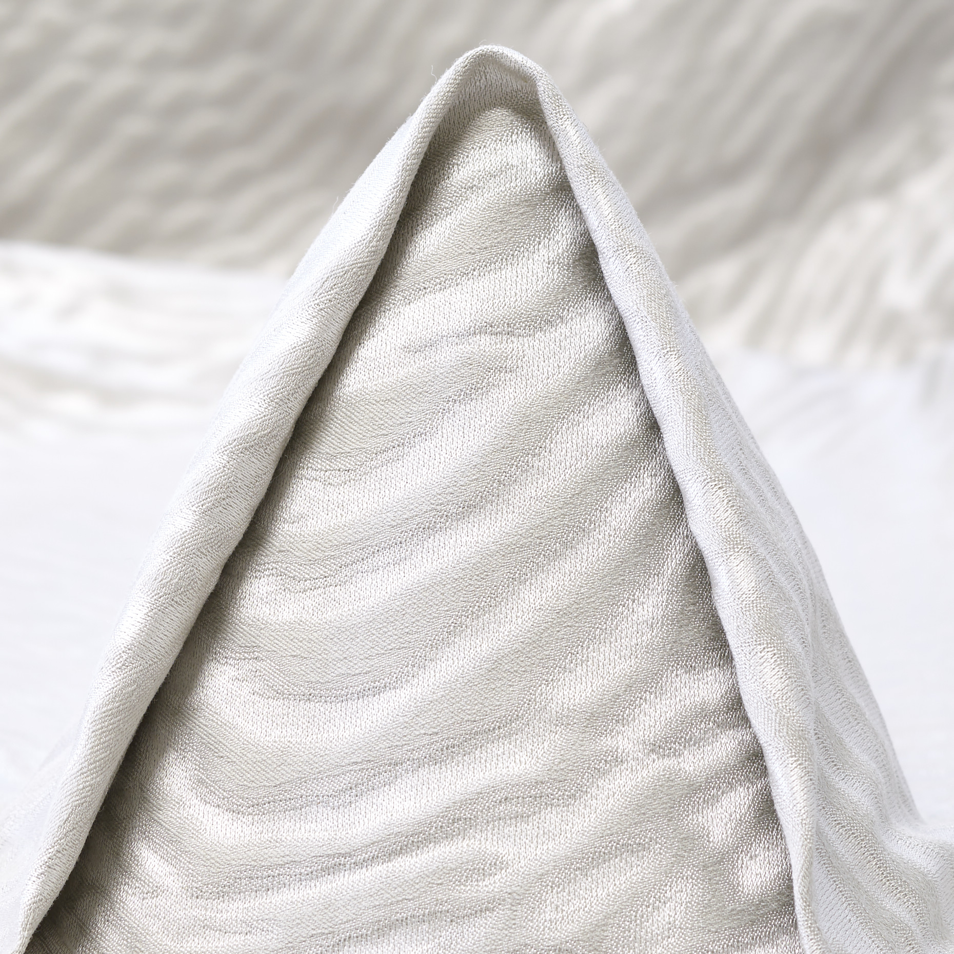 JACQUARD, LINEN, SILK BLEND, VAPOROUS GRAY (F000053683)