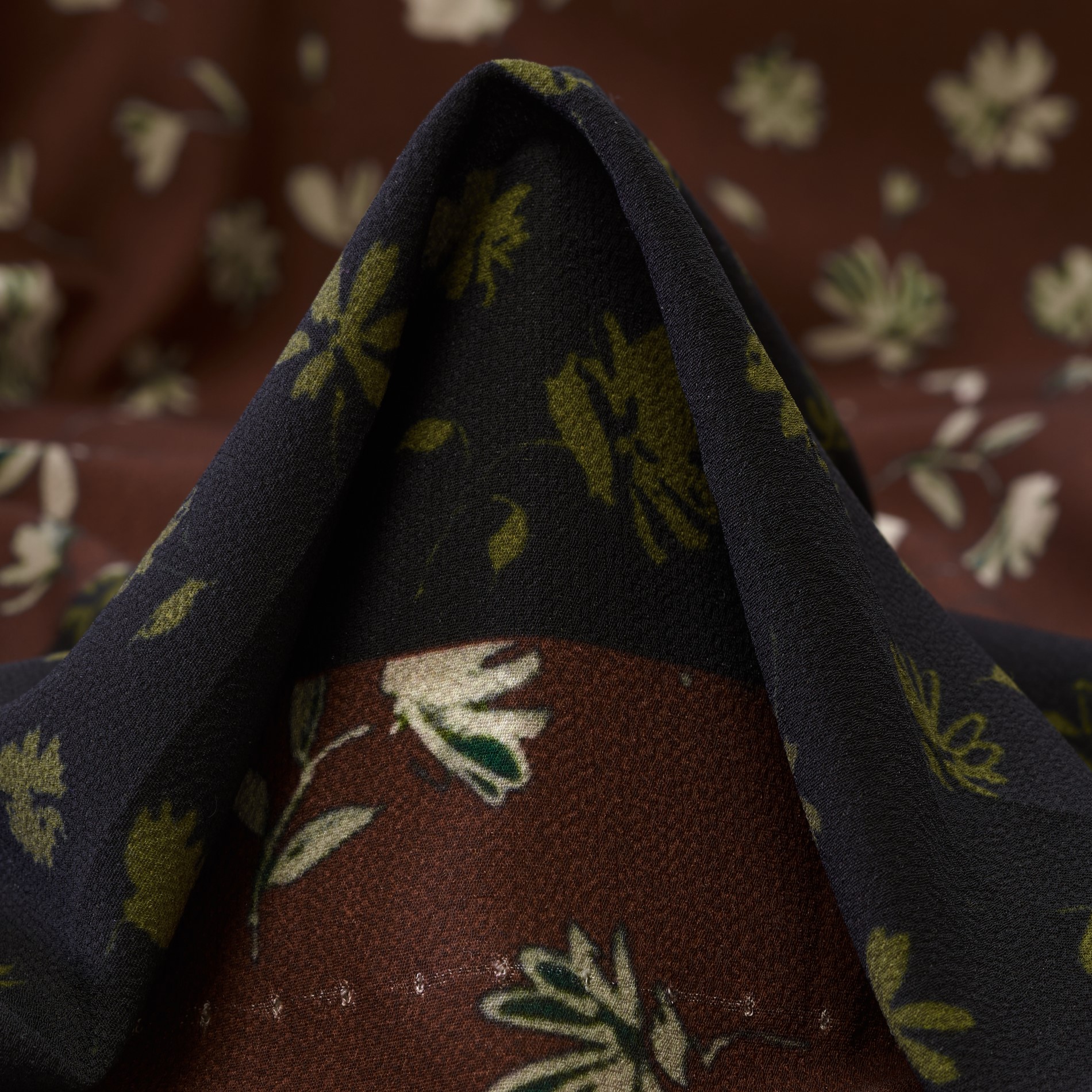 CRÊPE, WRINKLY, FLORAL, CHERRY MAHOGANY&OATMEAL