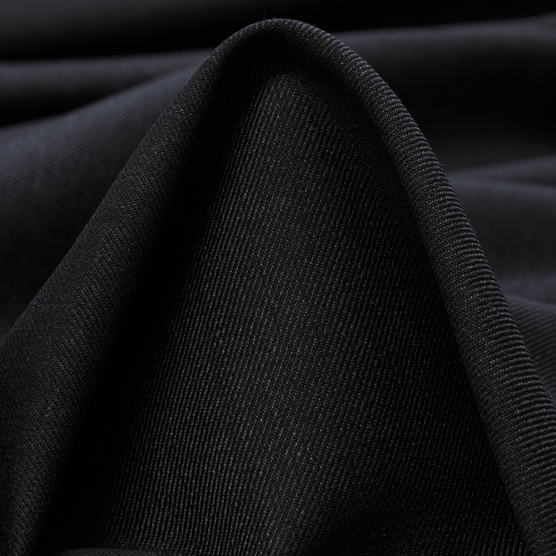 Twill, Wełna dziewicza, Jet Black