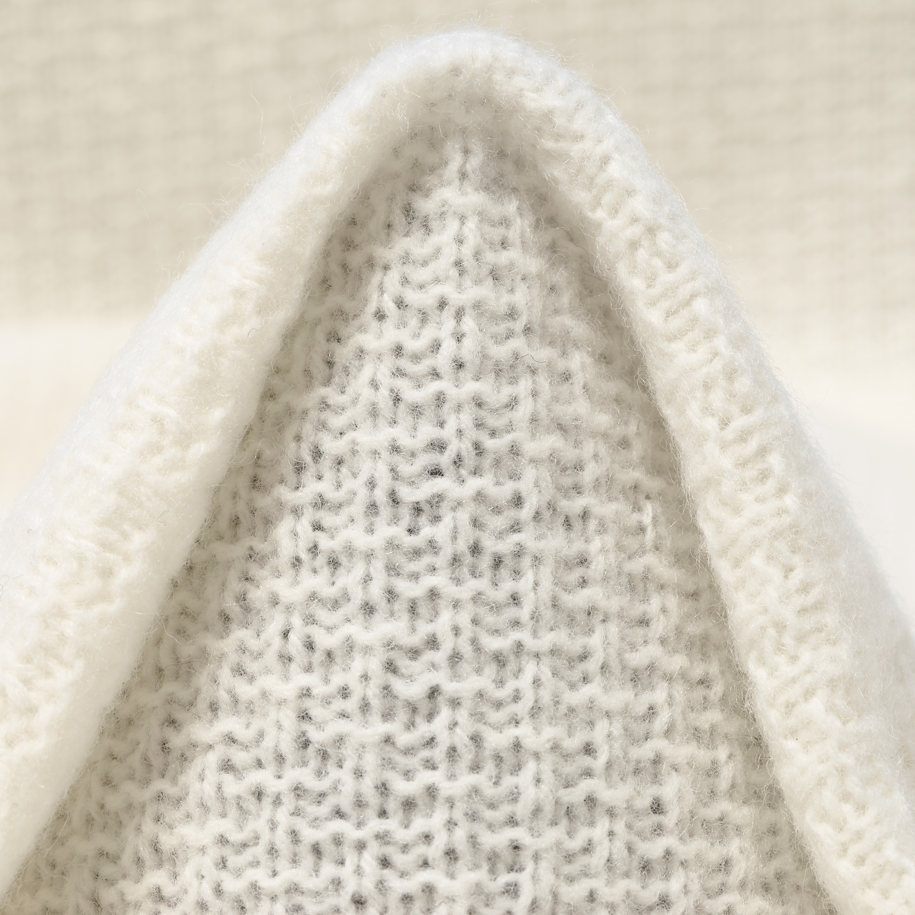 Lana, Brilliant White (F000048146)