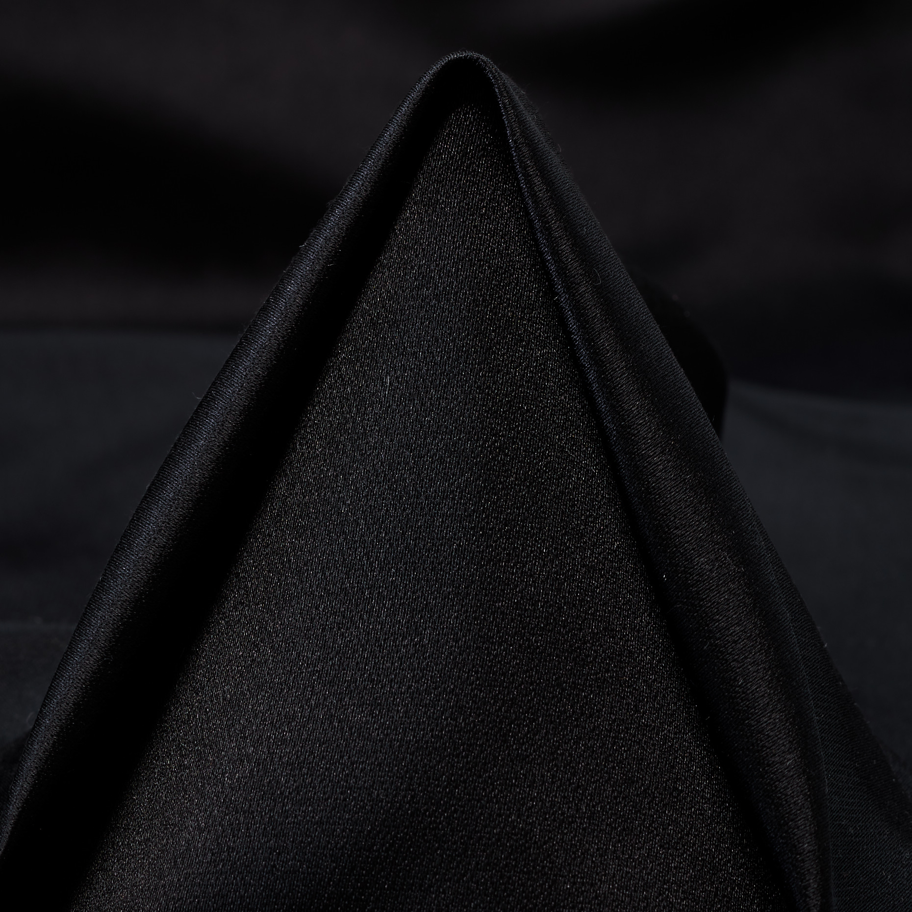 Duchesse, Seta, Jet Black (F000052908)