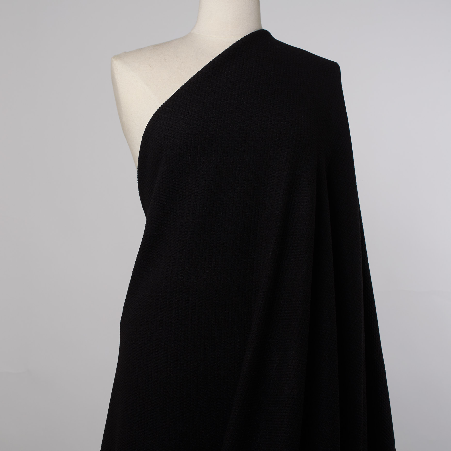 VIRGIN WOOL, VISCOSE BLEND, MICRO STRUCTURE, RAVEN BLACK