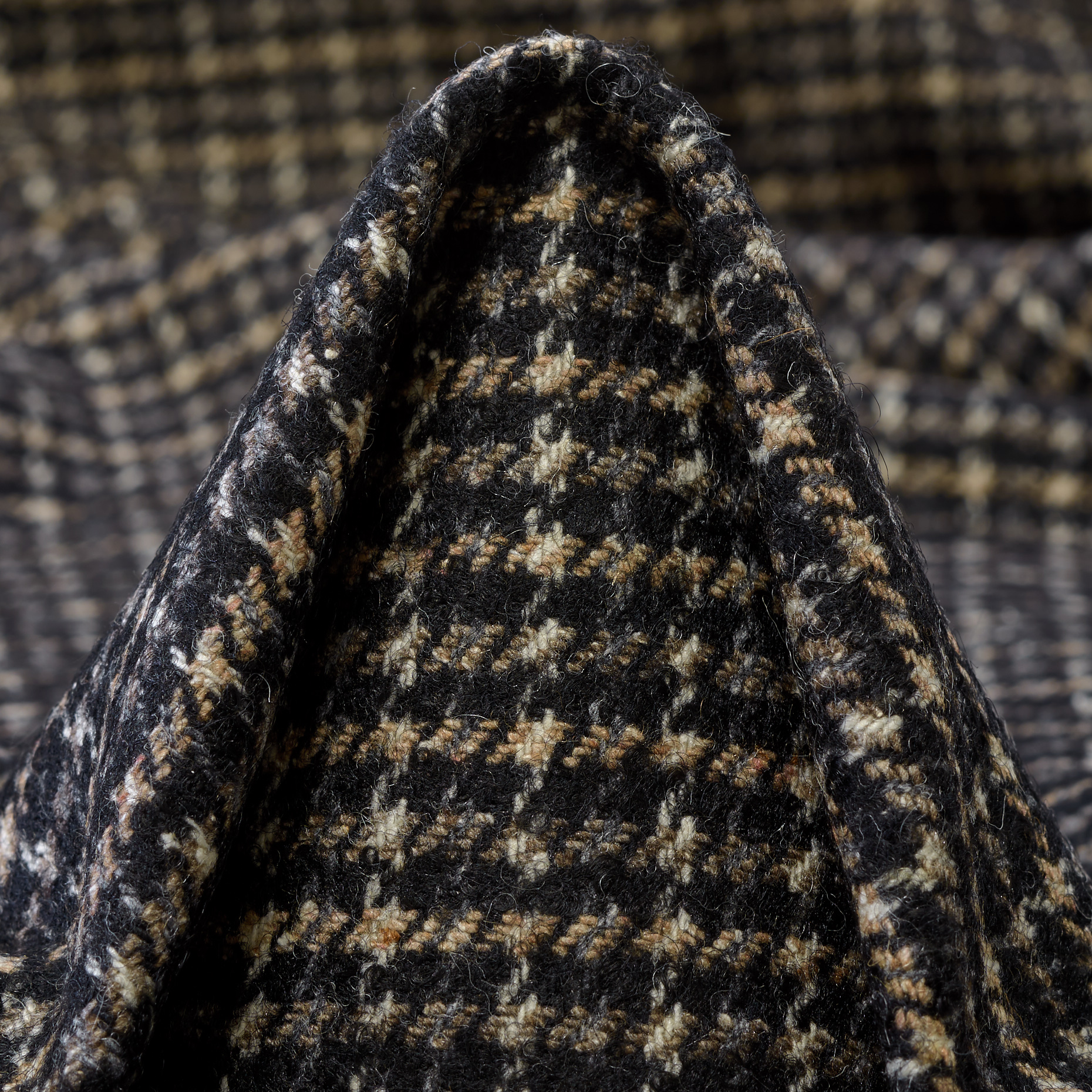 WOOL, CHECK, CAVIAR&IRISH CREAM
