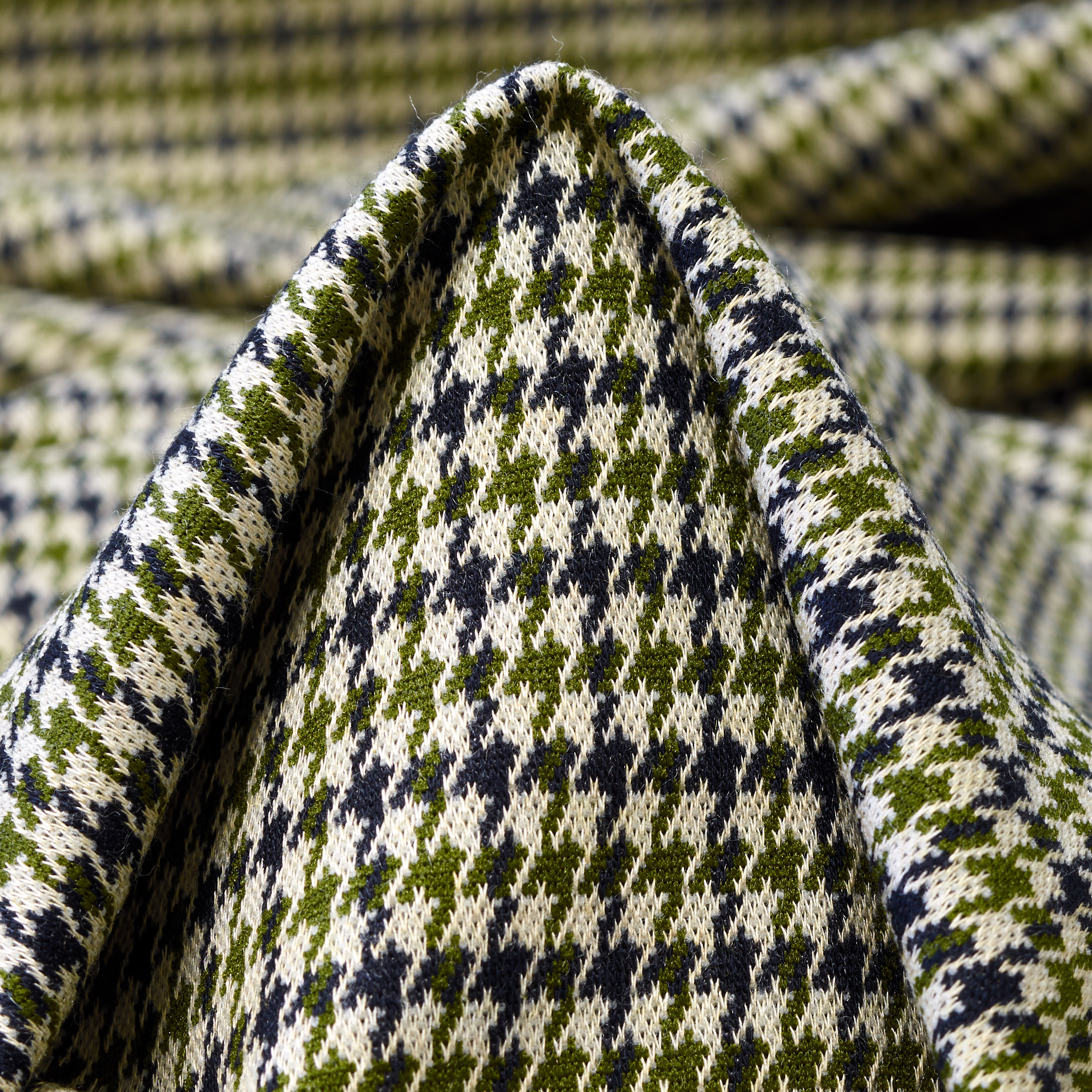 Jersey, Jacquard, Viscose, Cactus&Caviar