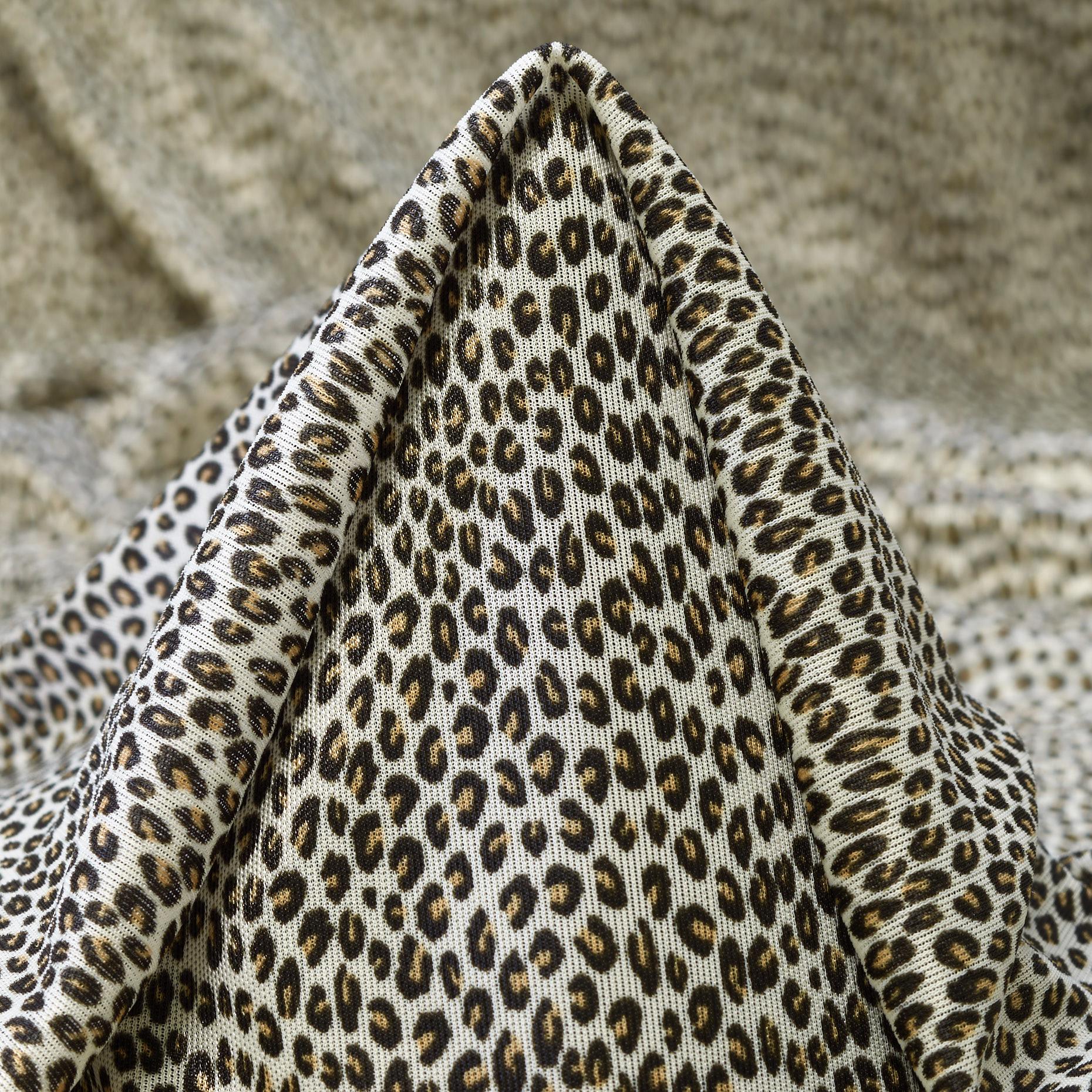 JERSEY, PRINTED, ANIMAL, WHITE ONYX&SEAL BROWN (F000046339)