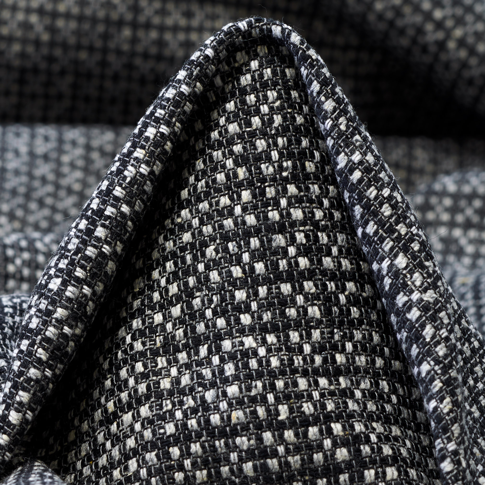 Schurwolle, Micro Design, Raven Black&Ghost Gray