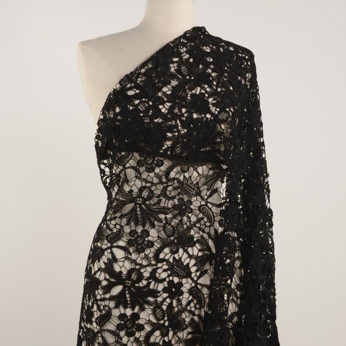 LACE, RAVEN BLACK