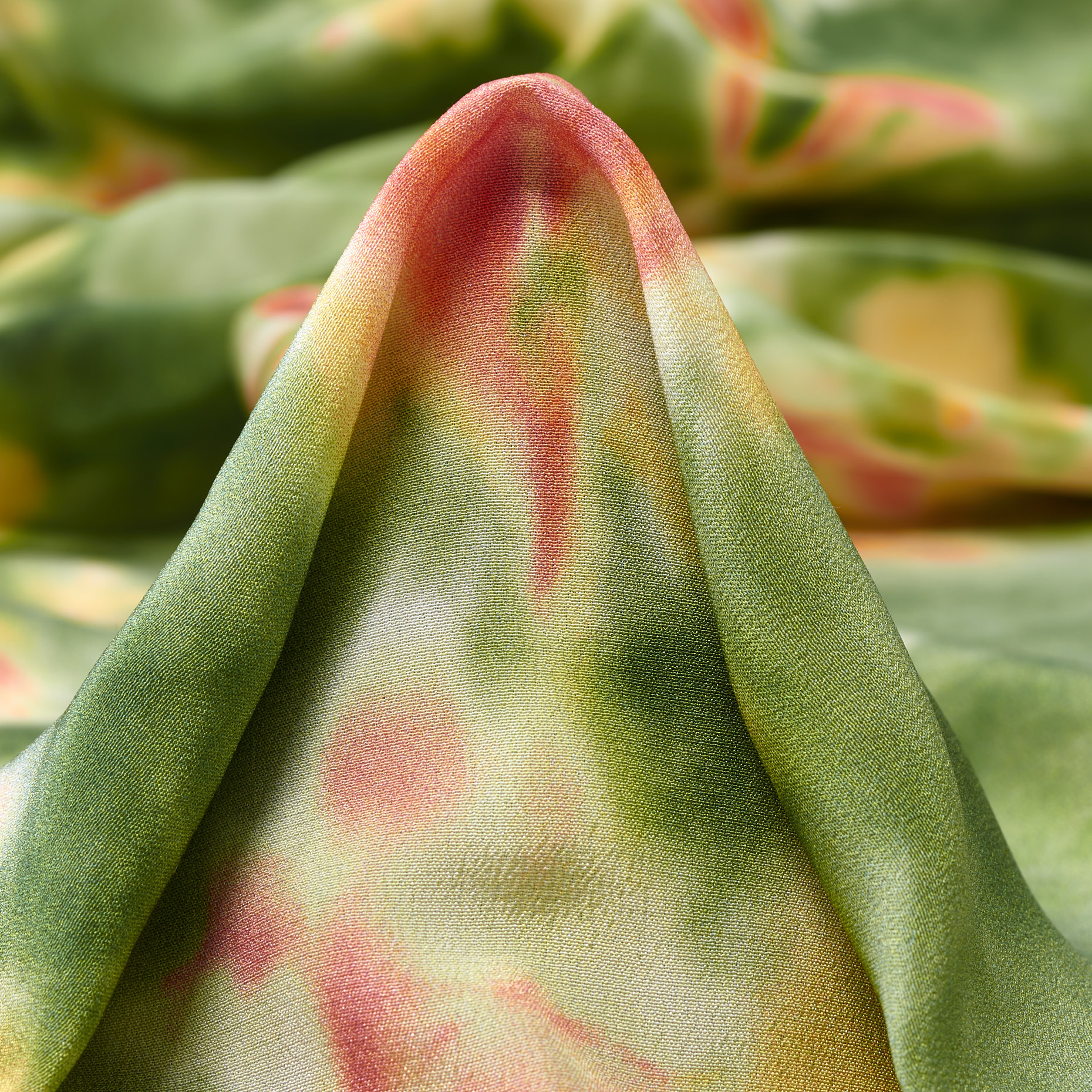 Crêpe, Silk, Printed, Kale&Fuchsia Pink