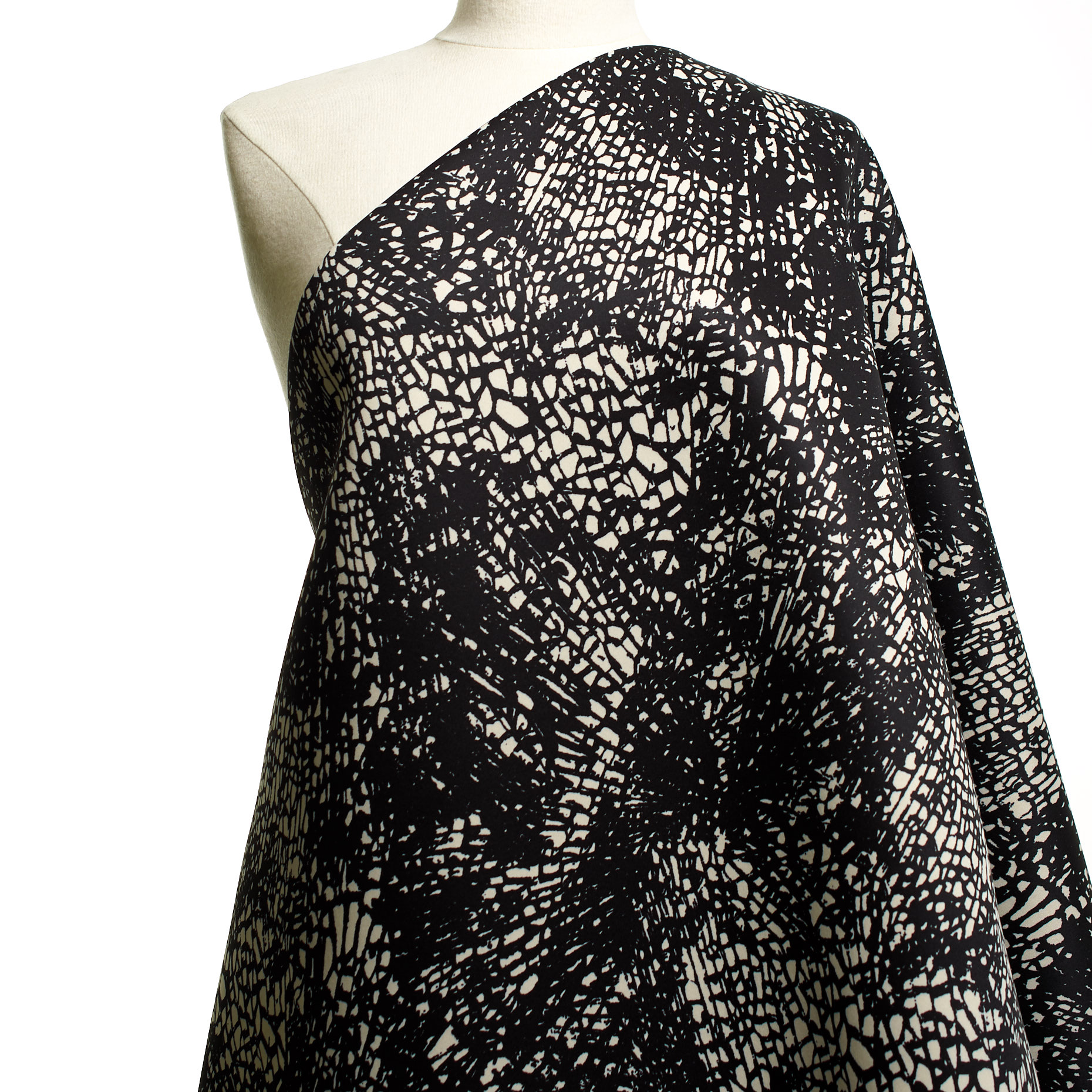 JERSEY, NEOPRENE, PRINTED, RAVEN ALABASTER
