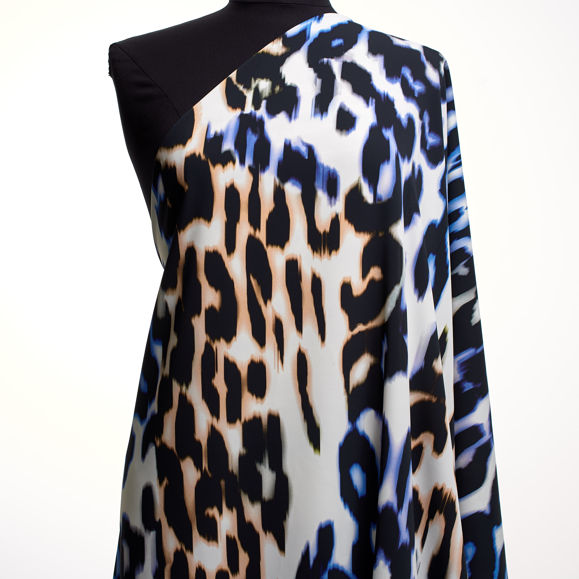 CRÊPE, PRINTED, ALMOST APRICOT&STRONG BLUE